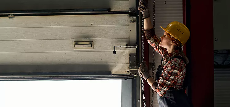 Addressing Common Garage Door Stoppage Issues in Wantagh, NY